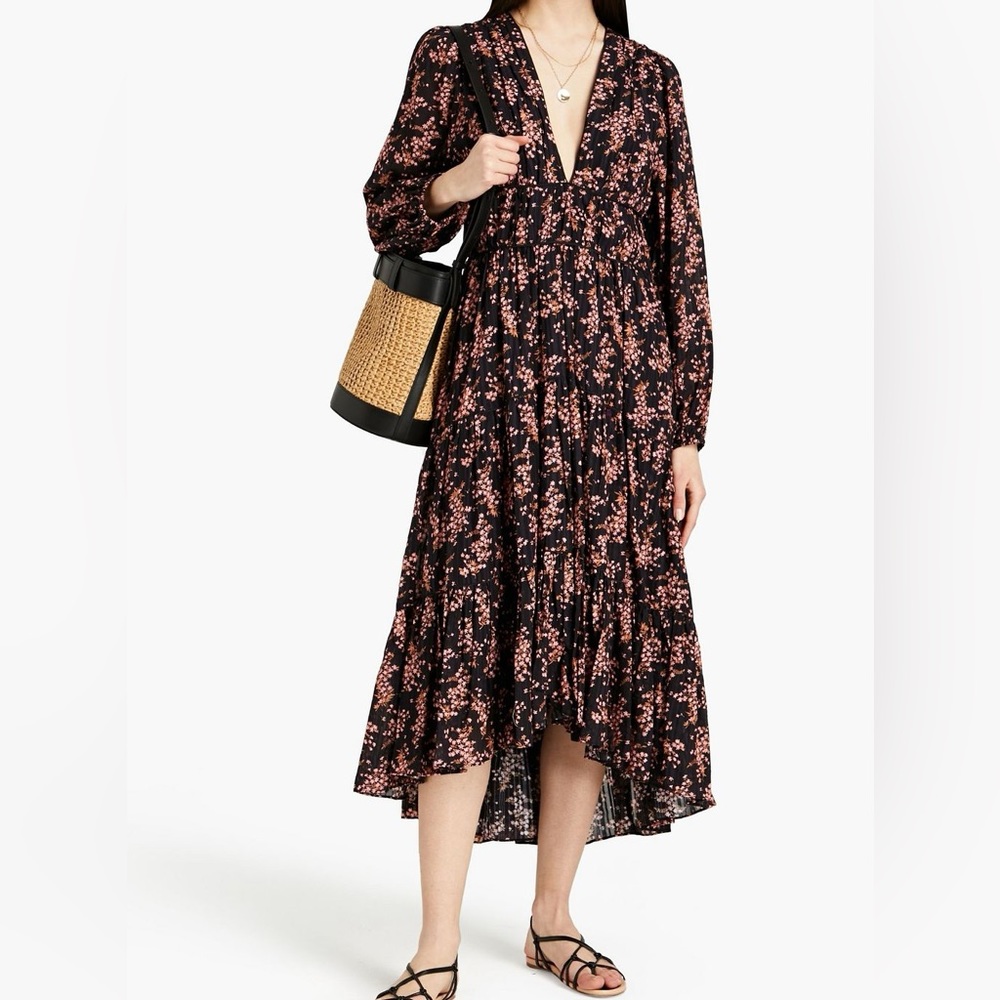 ULLA JOHNSON
Joan gathered floral-print cotton-blend jacquard midi dress